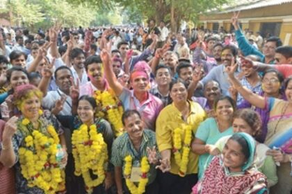 Parrikar’s blue eyed MLA tries to avoid the blushes