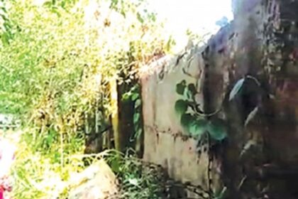 Part of retaining wall of Farmagudi Highway collapses into local man’s front yard