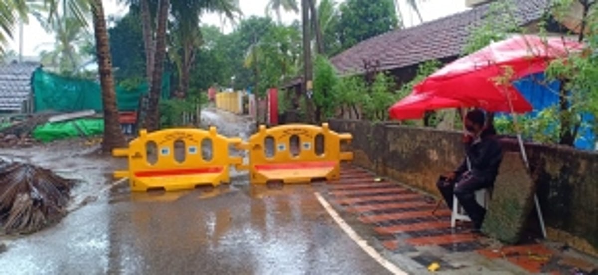 Parts of Baina, Headland  Sada cordoned off