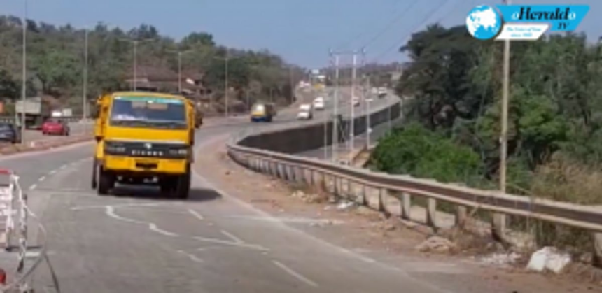 Patradevi to Dhargal stretch of National Highway 66 has become dangerous, say locals 1 Patradevi to Dhargal stretch of National Highway 66 has become dangerous, say locals