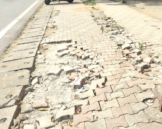 Pavements inVasco in dire needof new pavers