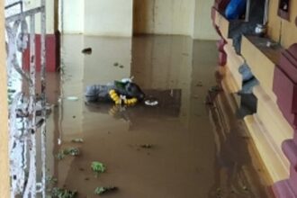 People flock to Harihareshwar Mahadev Temple at Parse