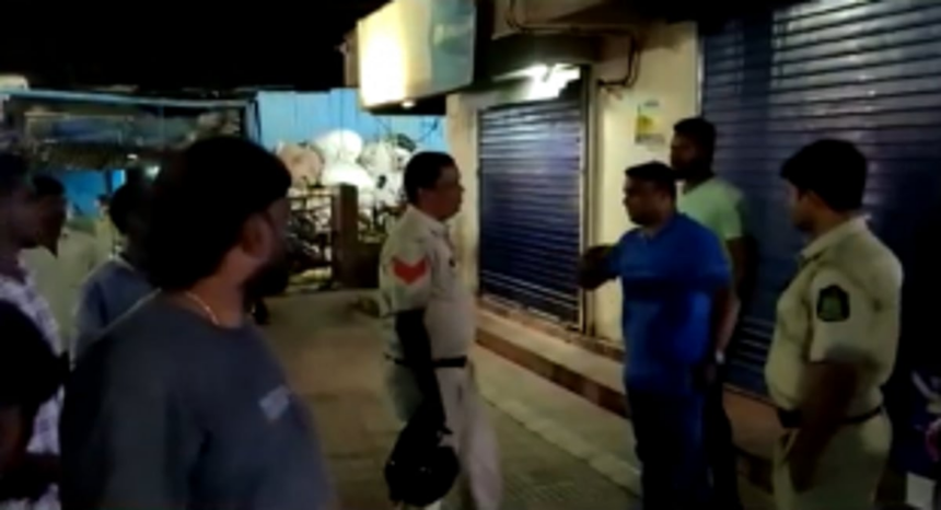 People rush to faulty Baina ATM, as it delivers excess cash