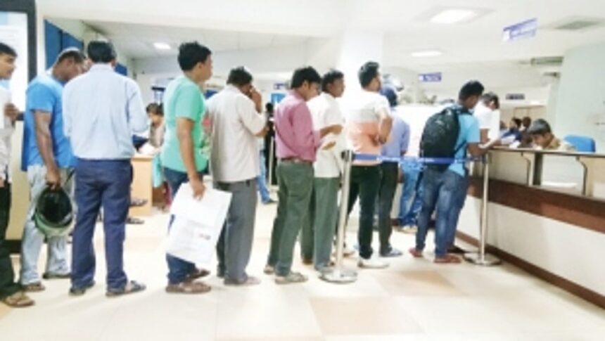 People throng RTOs to register new purchases