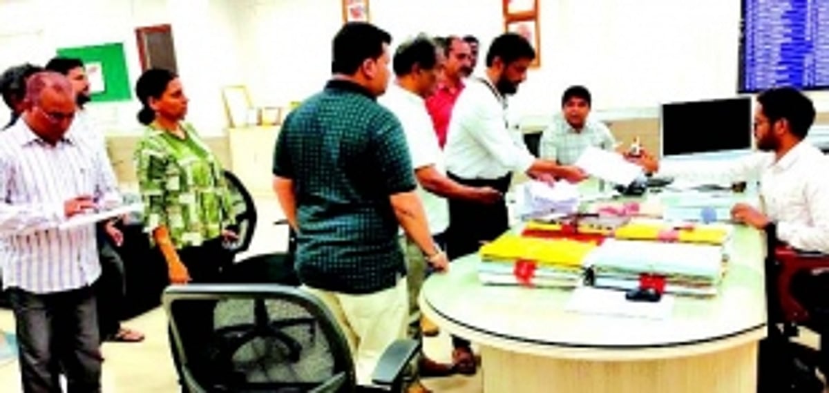 People’s group seeks ban on EVMs for ‘transparent elections’