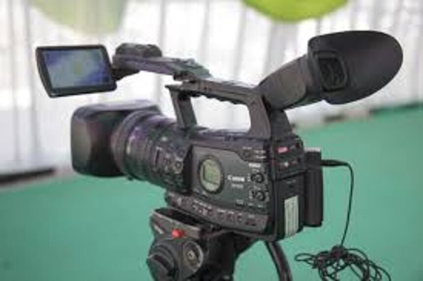 Permission for film shooting only after ESG clears script: CM 1 Permission for film shooting only after ESG clears script: CM