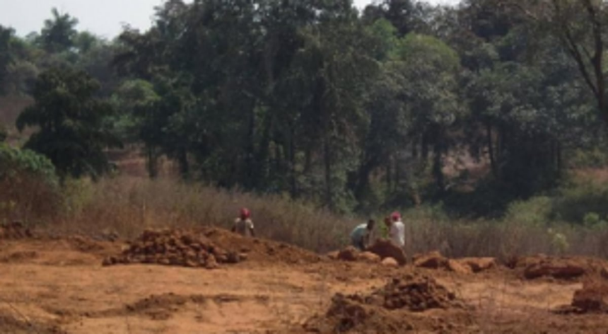 Permit for residence in private forests to relieve land owners