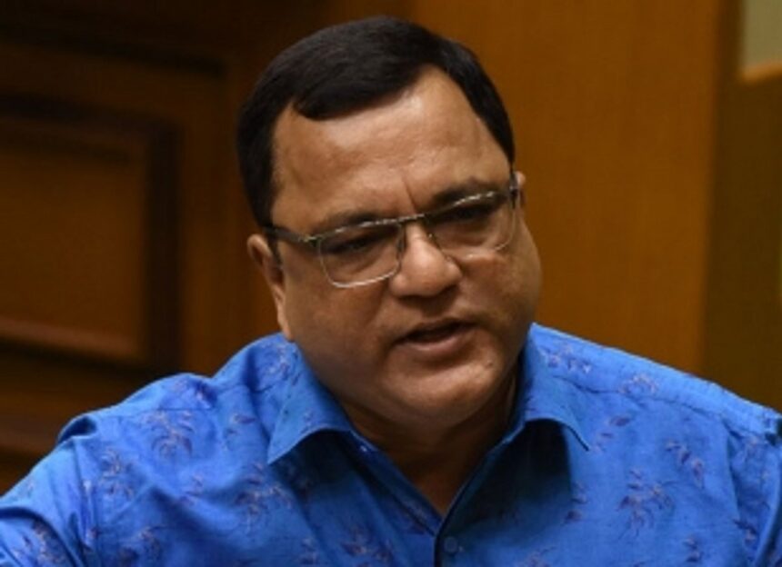 Permits of taxi operators involved in clashes outside Mormugao Port to be cancelled: Mauvin