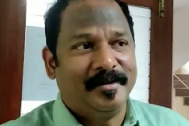 Pernem MLA manhandles scribe