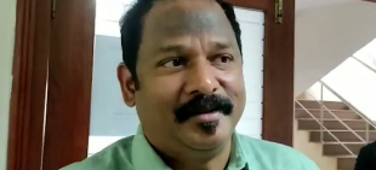 Pernem MLA manhandles scribe