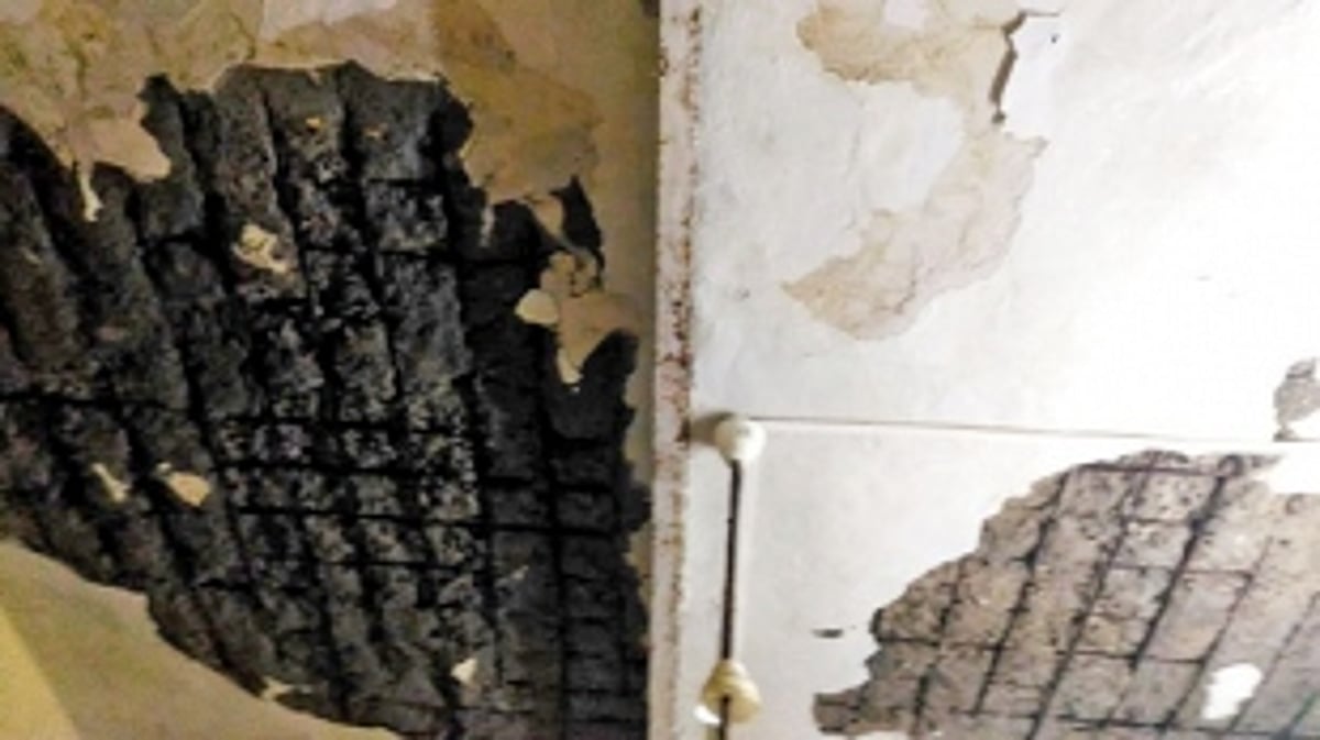 Pernem electricity dept offices  in dilapidated condition