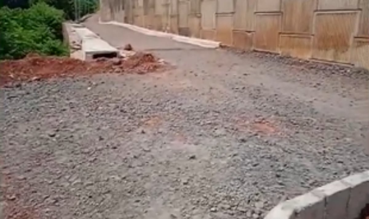 Pernem locals urge the govt. to repair the service roads before doing up the national highway