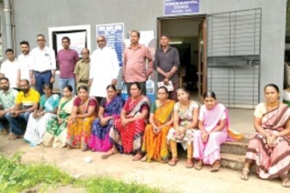 Pernem municipality workers protest unpaid wages, missing PF contributions