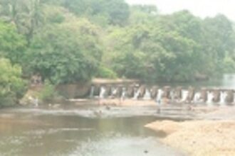 Picnickers ignore warning signs, flock to  take a dip in Dudhsagar River