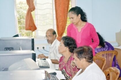 Pilar ITI conducts crash course in computers for senior citizens
