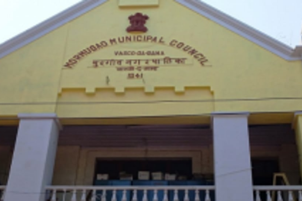 Pilarnekar assures  people of smooth  functioning of MMC