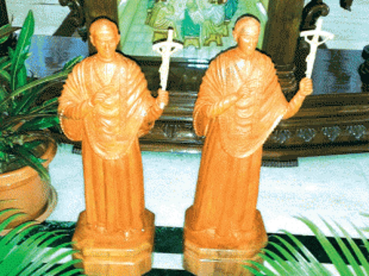 Pilgrims gift Sanctuary  St Joseph Vaz statues
