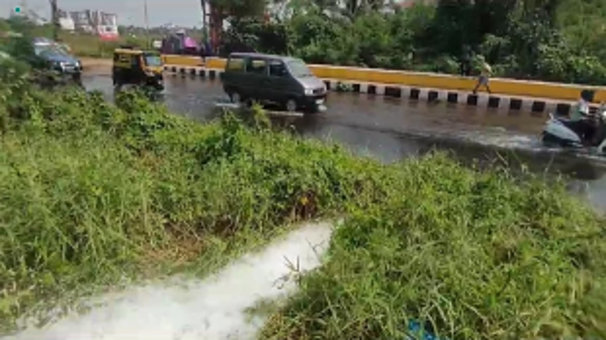 Pipeline Rupture Leads to Water Wastage on Mapusa-Calangute Road