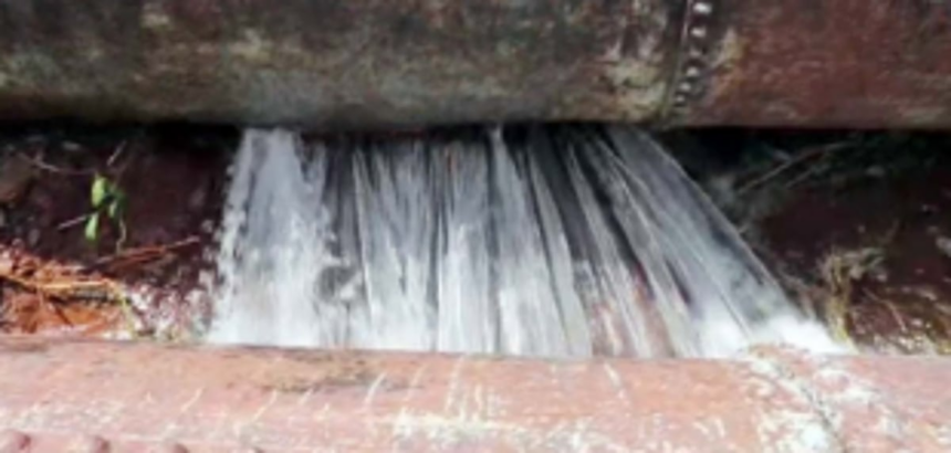 Pipeline burst results in water wastage at Nondurlem