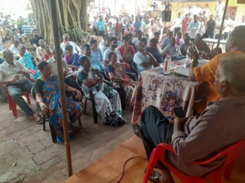 Pirna villagers warn MLA of boycott over poor roads and land misuse 1 Pirna villagers warn MLA of boycott over poor roads and land misuse