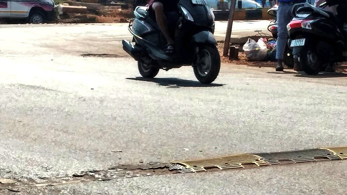 Plastic Speed Humps on Goan Roads Cause Vehicle Damage and Safety Concerns