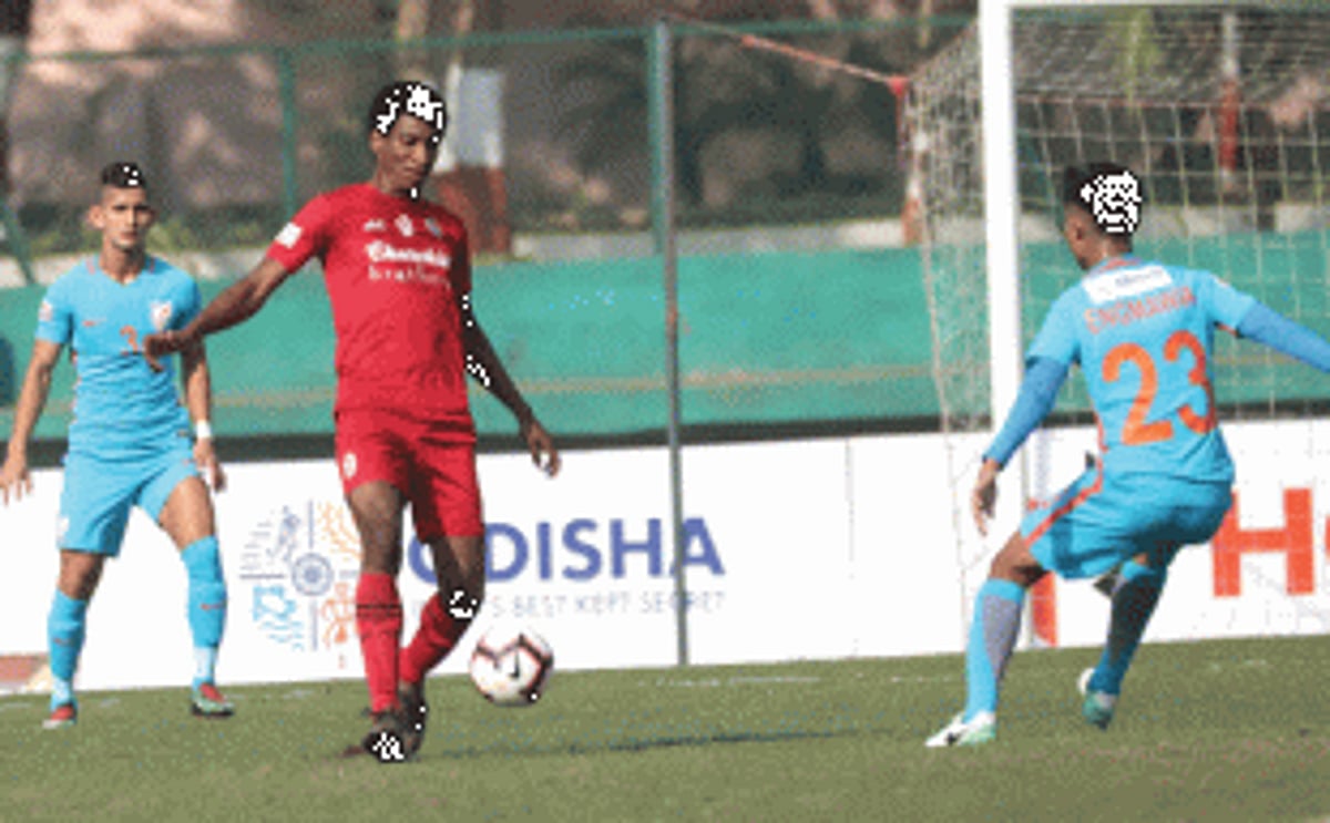 Plaza’s strike gives Churchill Bros three points