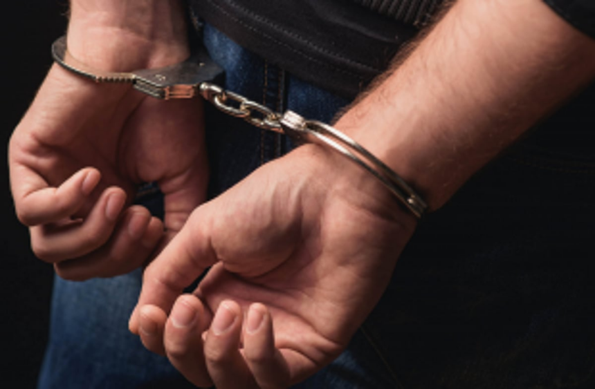 Police arrest 3 for abusing over polls issue