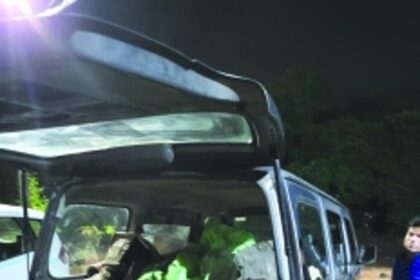 Police arrest  two for dumping garbage opp Calangute Church