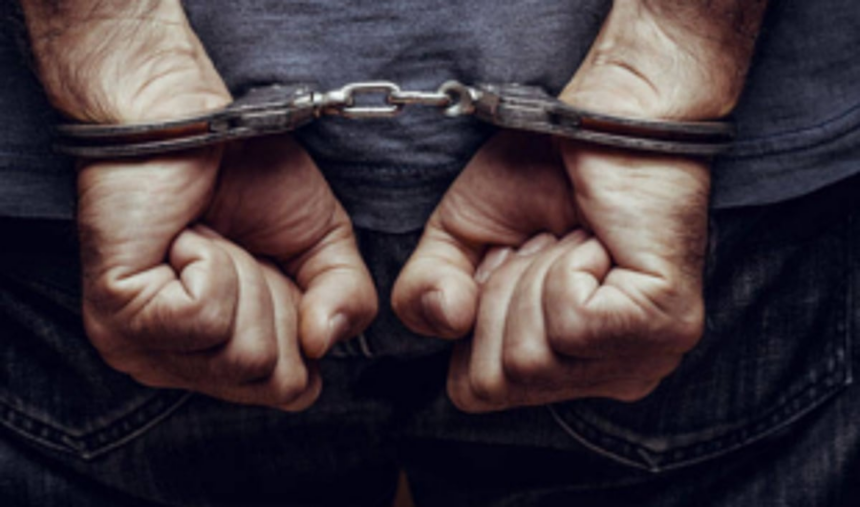 Police arrest two persons in narcotic raids at  Anjuna, Calangute