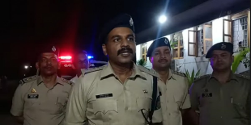 Police cannot be blamed for not acting against touts: SP North 1 Police cannot be blamed for not acting against touts: SP North