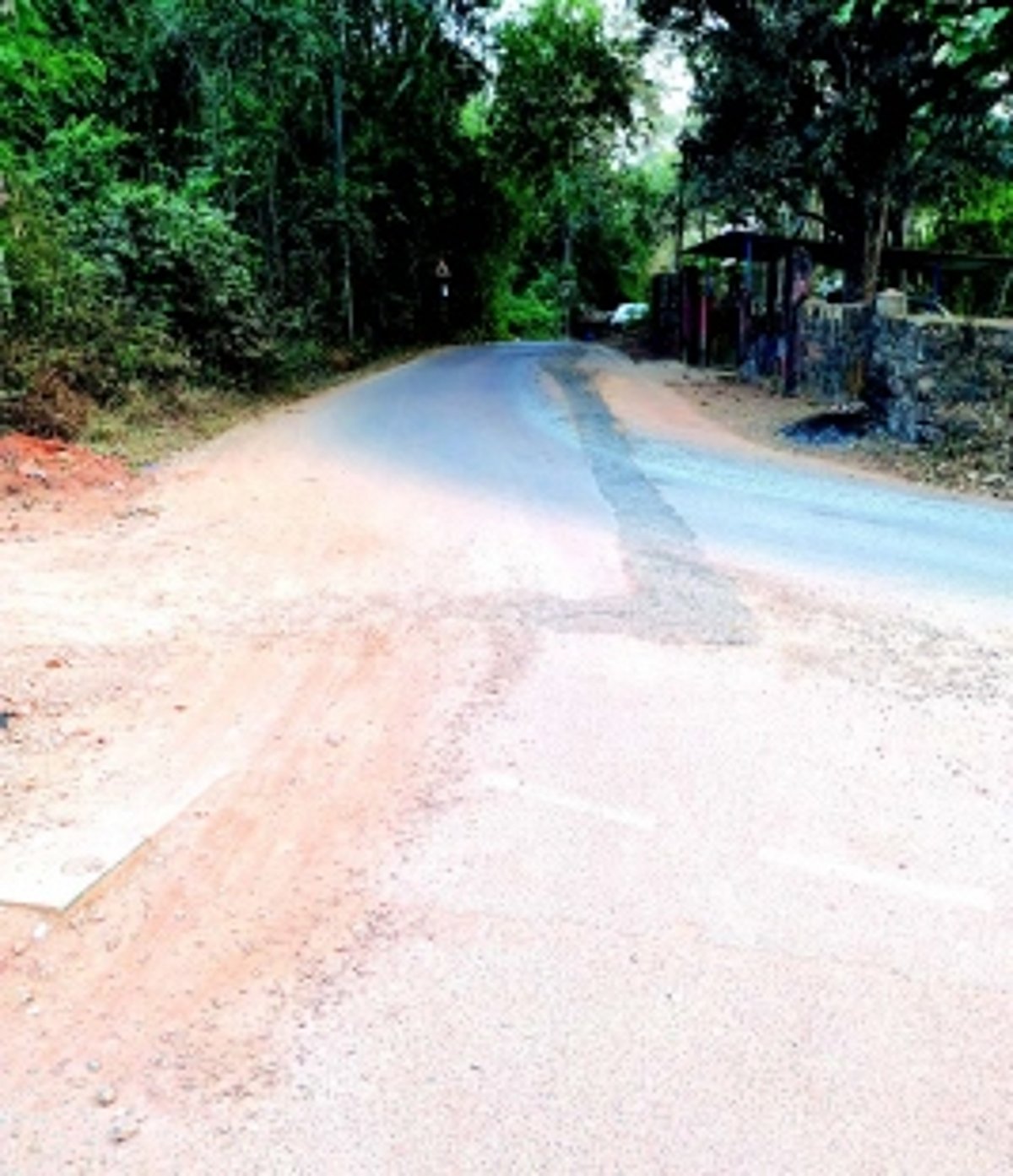 Political influence must not hold back development of Salvador do Mundo