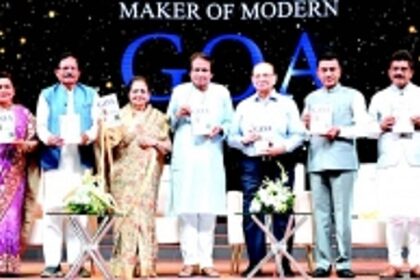 Political leaders pay rich tributes to Pratapsingh Rane on his 85th birthday