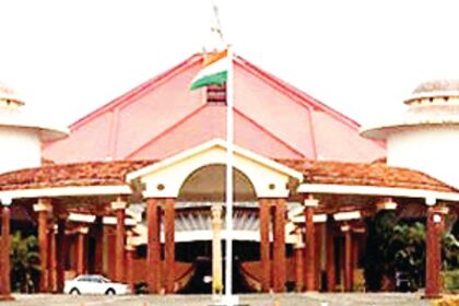 Political parties have  messed up Goa