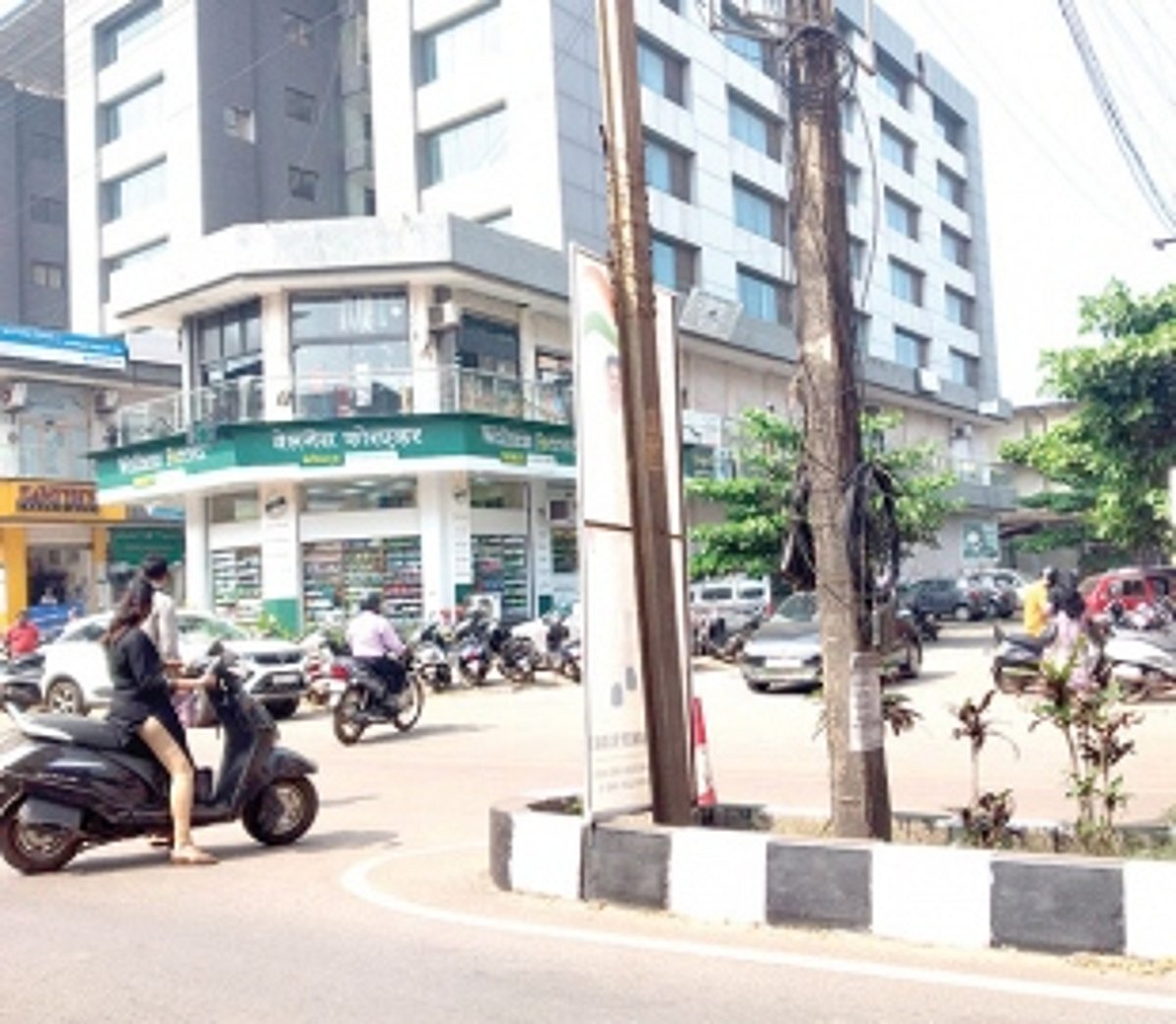 Political posters block view  of road users in Vasco