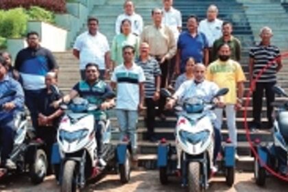 Politicians, activists want ‘insensitive and arrogant’  Sardinha to apologise to differently-abled beneficiary