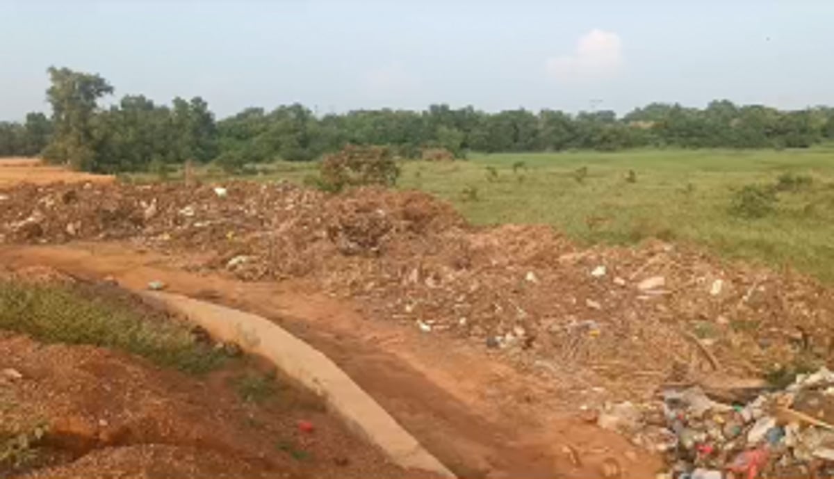 Pollution Control Board Inspects Garbage Dump on Western Bypass, Issues Notice to Margao Municipality