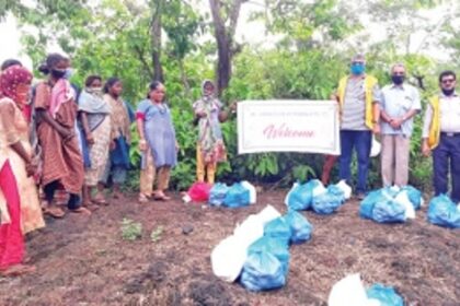 Ponda Lions Club comes to the  rescue of Vanarmare Tribes