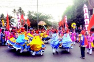 Ponda Shigmo floats parade enthrals audience