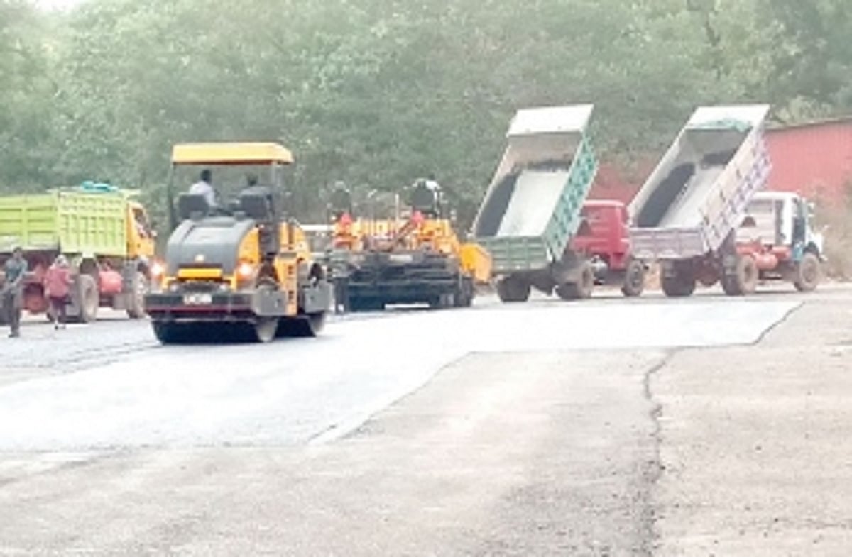 Ponda bus stand road finally hot-mixed