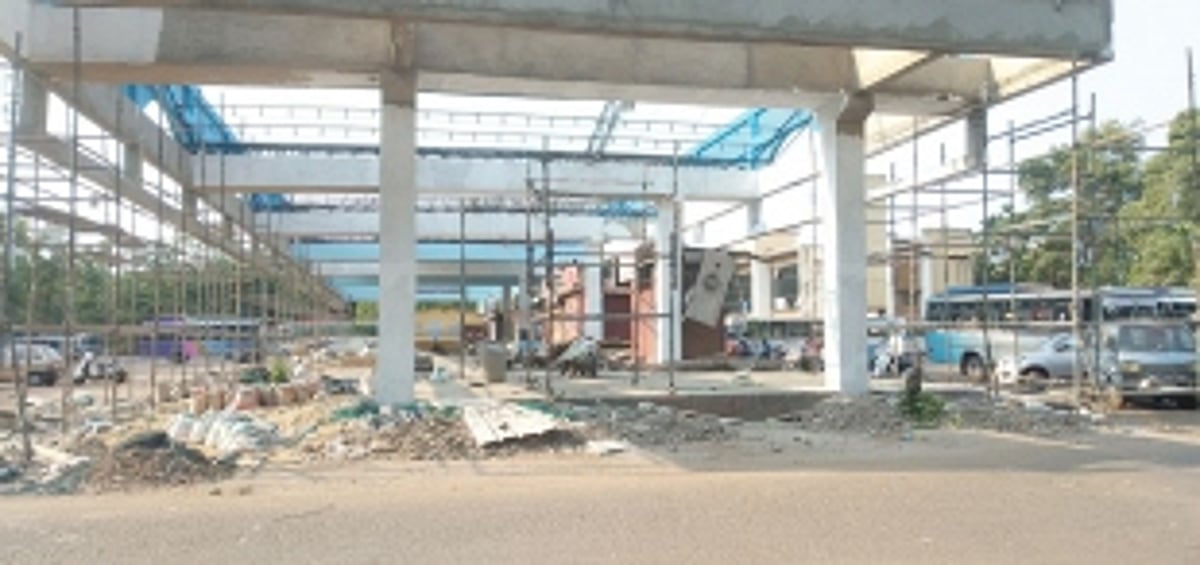 Ponda locals, commuters upset over  pathetic condition of KTCL bus stand