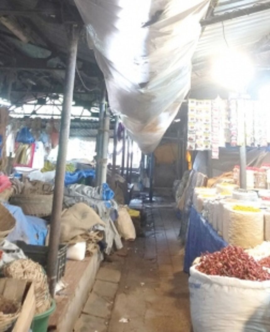 Ponda market vendors want PMC to carry out shed repairs 1 Ponda market vendors want PMC to carry out shed repairs