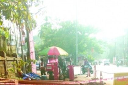 Pondaites struggle to cook during festive season as power dept’s contractor damages gas pipeline