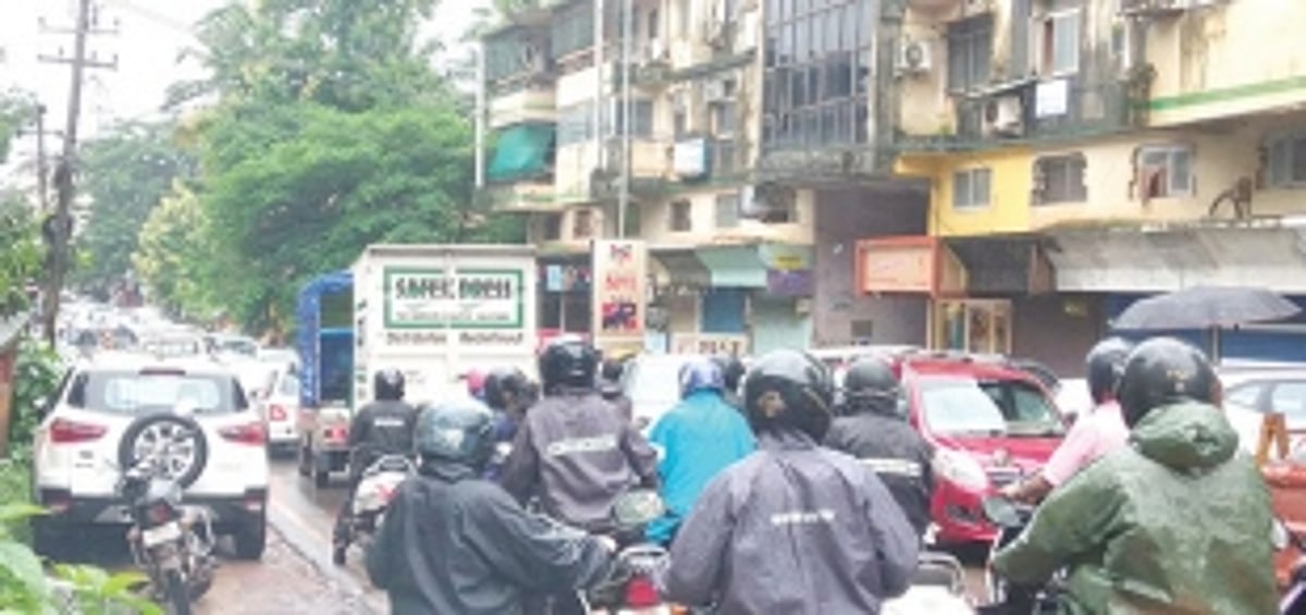 Pondaites want more traffic cops  deployed to ease congestion