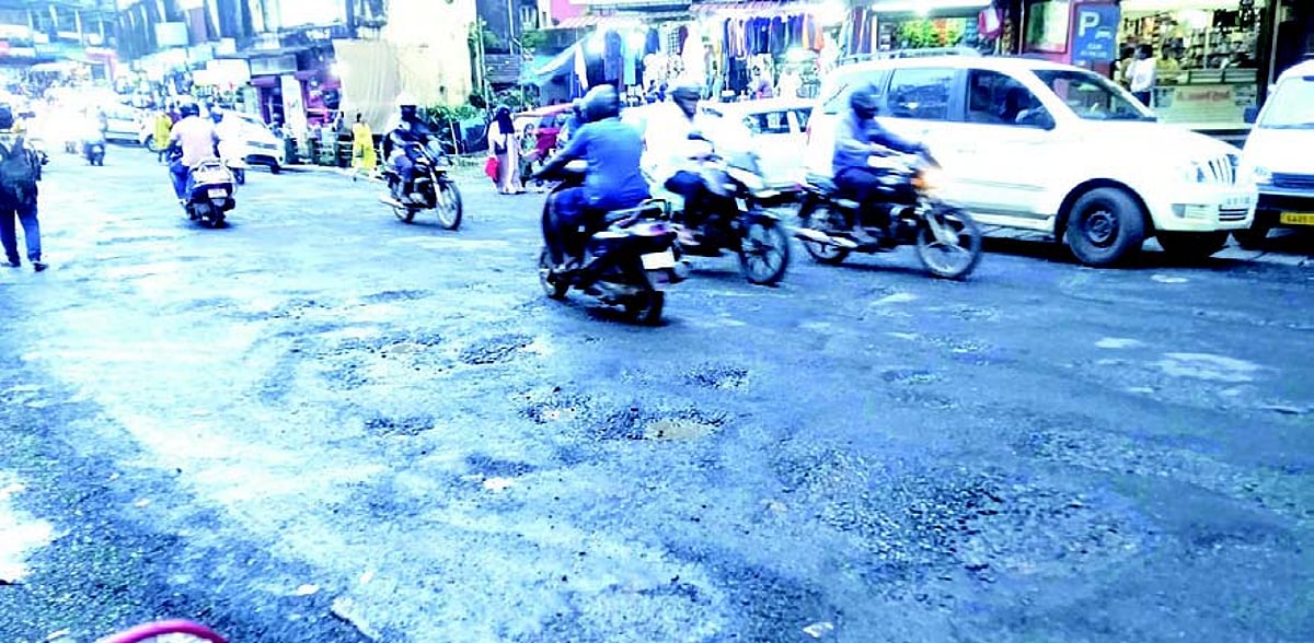 Pondaites want pothole-ridden roads repaired before Chaturthi