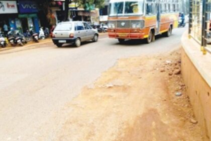 Ponda’s potholed road a death trap