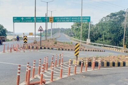 Poor workmanship on Parrikar sea-side link road gives commuters a bumpy ride