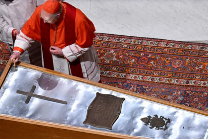 Pope Francis’ Coffin Sealed in Private Ceremony as Thousands Pay Final Respects at the Vatican