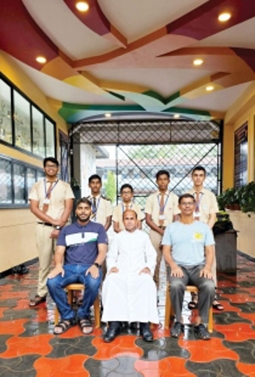Pope John XXIII HS clinch U-17 Quepem chess 1 Pope John XXIII HS clinch U-17 Quepem chess