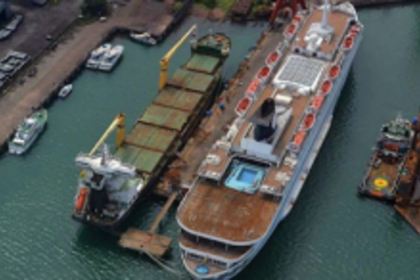 Port, dock workers worry about impact of Ports Act