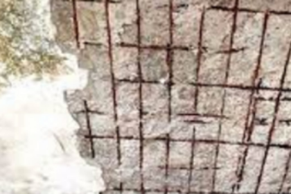 Portion of slab of dilapidated  Usgao PDA market falls, 1 hurt
